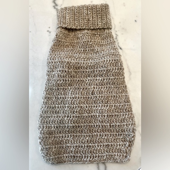 Gorgeous hand crochet 100% Washable Merino Wool Dog Coat/Sweater, beige/oatmeal - Picture 2 of 9